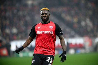 LEVERKUSEN, GERMANY - 6 Şubat 2025: Victor Boniface, - Almanya Kupası (DFB Pokal) Bayer 04 Leverkusen, Bayarena 'da 1.FC Koeln' e karşı.