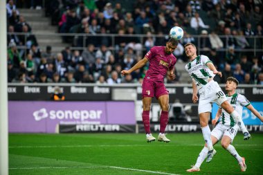 MOENCHENGLADBACH, GERMANY - 22 Şubat 2025: Alexis Claude-Maurice - Bundesliga Borussia Moenchengladbach FC Augsburg 'a karşı Borussia Park' ta oynanan futbol maçı.