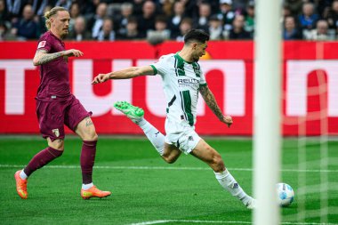 MOENCHENGLADBACH, GERMANY - 22 Şubat 2025: Tim Kleindienst, Marius Wolf Bundesliga Borussia Moenchengladbach-FC Augsburg maçı Borussia Park 'ta.