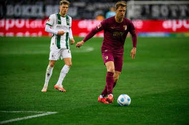 MOENCHENGLADBACH, GERMANY - 22 Şubat 2025: Arne Maier - Bundesliga Borussia Moenchengladbach-FC Augsburg maçı Borussia Park 'ta.