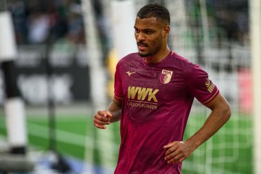 MOENCHENGLADBACH, GERMANY - 22 Şubat 2025: Steve Mounie - Bundesliga Borussia Moenchengladbach FC Augsburg 'a karşı Borussia Park' ta oynanan futbol maçı.