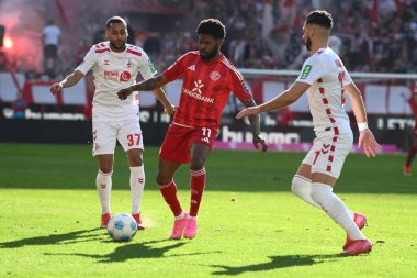 COLOGNE, GERMANY - 23 Şubat 2025: Moritz-Broni Kwarteng - 2.Bundesliga 1.FC Koeln-Fortuna Duesseldorf 1895 Rhein Energie Stadion maçında.