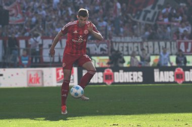 COLOGNE, Almanya - 23 Şubat 2025: Tim Oberdorf - 1.Bundesliga 1.FC Koeln 'e karşı Fortuna Duesseldorf 1895 Rhein Energie Stadion' da oynanan futbol maçı.