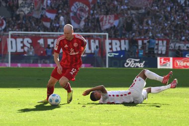 COLOGNE, GERMANY - 23 Şubat 2025: Valgeir Lunddal Fridriksson - 2.Bundesliga 1.FC Koeln-Fortuna Duesseldorf 1895 Rhein Energie Stadion maçında.