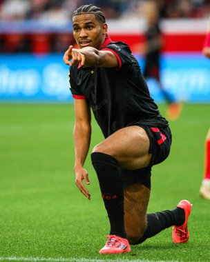 LEVERKUSEN, ALMANY - 5 EKİM, 2024: Amine Adli, Bundesliga, maç 2. Bayer 04 Leverkusen, Bayarena 'da Holstein Kiel' e karşı.