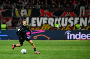 FRANKFRT, GERMANY - 1 Mart 2025: Florian Wirtz - Bundesliga maçı Eintracht Frankfurt FC Bayer 04 Leverkusen 'e karşı Deutsche Park' ta. 