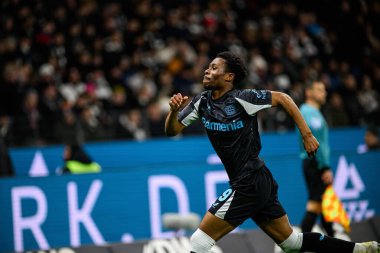 FRANKFRT, GERMANY - 1 Mart 2025: Nathan Tella - Bundesliga maçı Eintracht Frankfurt FC Bayer 04 Leverkusen 'e karşı Deutsche Bank Park' ta. 
