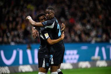 FRANKFURT, GERMANY - 1 Mart 2025: Nathan Tella, Nordi Mukiele - Bundesliga maçı Eintracht Frankfurt - FC Bayer 04 Leverkusen Deutsche Park 'ta. 