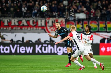 FRANKFURT, GERMANY - 1 Mart 2025: Mario Hermoso - Bundesliga maçı Eintracht Frankfurt FC Bayer 04 Leverkusen 'e karşı Deutsche Bank Park. 