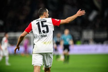 FRANKFURT, GERMANY - 1 Mart 2025: Ellyes Skhiri - Bundesliga maçı Eintracht Frankfurt ile FC Bayer 04 Leverkusen Deutsche Park 'ta. 