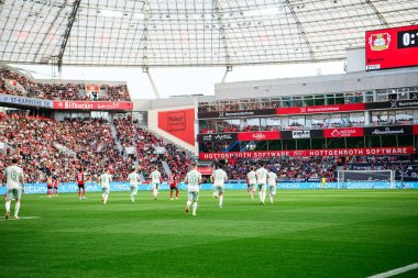 LEVERKUSEN, ALMANY - 8 Mart 2025: Romano Schmid - Bundesliga, maç 25. Bayer Leverkusen, Bayarena 'da Werder Bremen' e karşı.