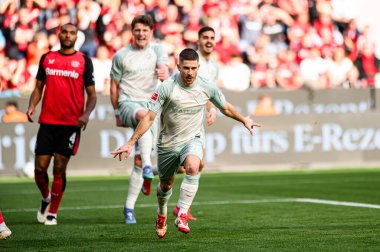 LEVERKUSEN, ALMANY - 8 Mart 2025: Romano Schmid - Bundesliga, maç 25. Bayer Leverkusen, Bayarena 'da Werder Bremen' e karşı.