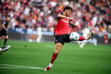 LEVERKUSEN, ALMANY - 8 Mart 2025: Exequiel Palacios - Bundesliga, maç 25. Bayer Leverkusen, Bayarena 'da Werder Bremen' e karşı.