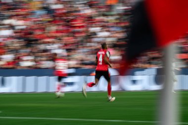 LEVERKUSEN, ALMANY - 8 Mart 2025 Jonathan Tah - Bundesliga, maç 25. Bayer Leverkusen, Bayarena 'da Werder Bremen' e karşı.