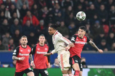 LEVERKUSEN, GERMANY - 11 Mart 2025: Exequiel Palacios - Bayer 04 Leverkusen ile Bayarena Bayern Münih arasındaki UEFA Şampiyonlar Ligi maçı.