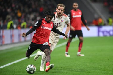 LEVERKUSEN, GERMANY - 11 Mart 2025: Jeremie Frimpong - Bayer 04 Leverkusen ile Bayena Bayern Münih arasındaki UEFA Şampiyonlar Ligi maçı.