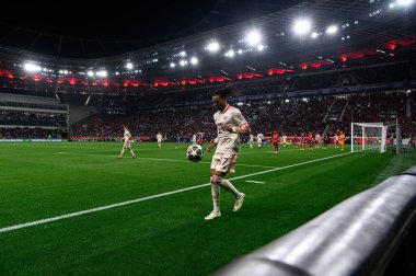 LEVERKUSEN, GERMANY - 11 Mart 2025: Michael Olise - Bayena 'da Bayer 04 Leverkusen FC Bayern Münih' e karşı UEFA Şampiyonlar Ligi futbol maçı.