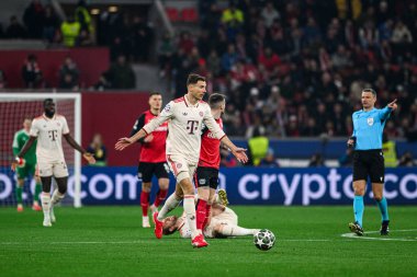 LEVERKUSEN, GERMANY - 11 Mart 2025: Leon Goretzka - Bayer 04 Leverkusen ile Bayena Bayern Münih arasındaki UEFA Şampiyonlar Ligi maçı.