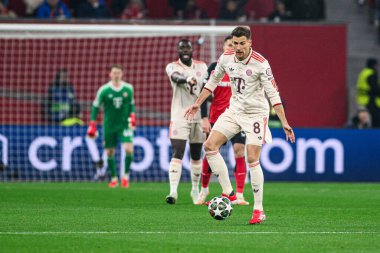LEVERKUSEN, GERMANY - 11 Mart 2025: Leon Goretzka - Bayer 04 Leverkusen ile Bayena Bayern Münih arasındaki UEFA Şampiyonlar Ligi maçı.