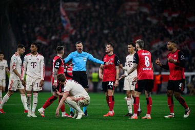 LEVERKUSEN, GERMANY - 11 Mart 2025: Slavko Vinciç - Bayer 04 Leverkusen ile Bayarena 'da FC Bayern Münih arasındaki UEFA Şampiyonlar Ligi maçı.