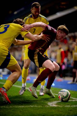 GENK, BELGIUM - 23 Mart 2025: Andriy Yarmolenko, Kevin De Bruyne - UEFA Uluslar Ligi Belçika Futbol Maçı - Cegeka Arena 'da Ukrayna.