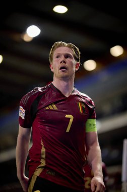 GENK, BELGIUM - 23 Mart 2025: Kevin De Bruyne - UEFA Uluslar Ligi Belçika Futbol Maçı - Cegeka Arena 'da Ukrayna.