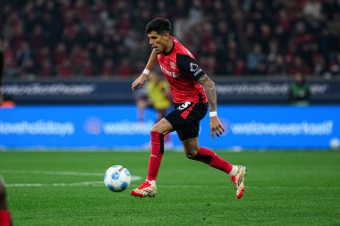 LEVERKUSEN, ALMANY - 28 Mart 2025: Piero Hincapie - Bundesliga, maç 27. Bayer Leverkusen, Bayarena 'da Bochum' a karşı.