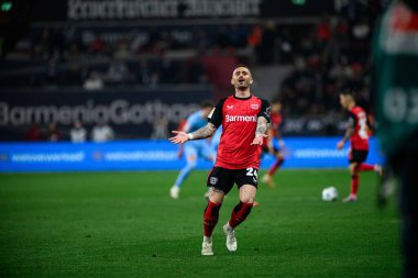 LEVERKUSEN, ALMANY - 28 Mart 2025: Aleix Garcia - Bundesliga, maç 27. Bayer Leverkusen, Bayarena 'da Bochum' a karşı.