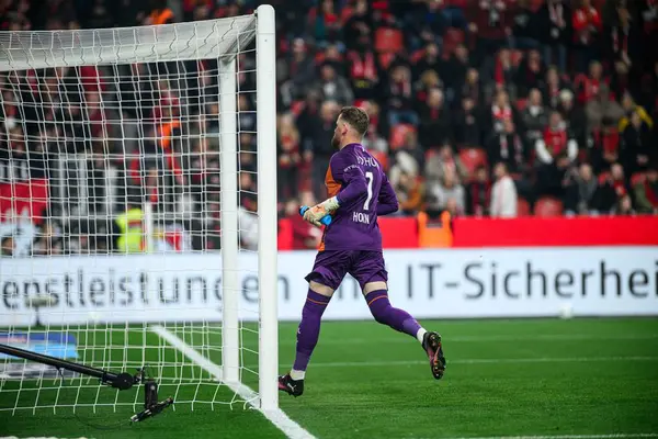 LEVERKUSEN, ALMANY - 28 Mart 2025: Timo Horn - Bundesliga, maç 27. Bayer Leverkusen, Bayarena 'da Bochum' a karşı.