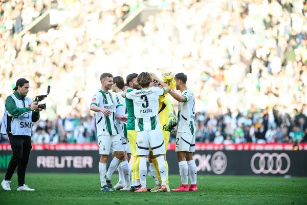 MoENCHENGLADBACH, ALMANY - 29 Mart 2025 - Bundesliga, maç 27. Borussia Moenchengladbach Borussia Park 'ta RB Leipzig' e karşı.