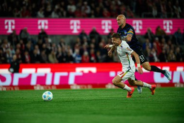 COLOGNE, ALMANY - 5 Nisan 2025: İmad Rondic, 2.Bundesliga 1 'in futbol maçı. FC Koeln, Hertha BSC 'ye karşı Rhein Enerji Stadyumu' nda