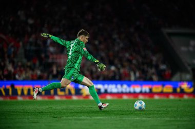 COLOGNE, ALMANY - 5 Nisan 2025: Tjark Ernst, 2.Bundesliga 1 'in futbol maçı. FC Koeln, Hertha BSC 'ye karşı Rhein Enerji Stadyumu' nda