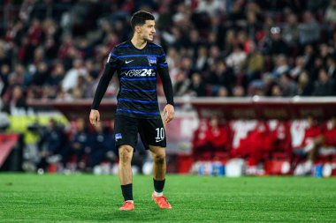 COLOGNE, GERMANY - 5 Nisan 2025: İbrahim Maza - Rhein Energie Stadion 'da 2.Bundesliga 1.FC Koeln Hertha BSC' ye karşı oynanan futbol maçı