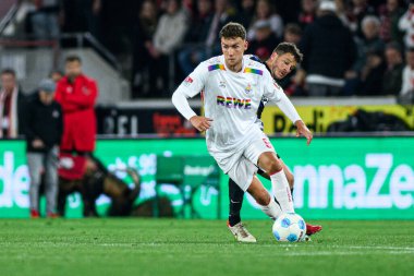 COLOGNE, GERMANY - 5 Nisan 2025: Luca Waldschmidt - Rhein Energie Stadion 'da 2.Bundesliga 1.FC Koeln' e karşı Hertha BSC maçı