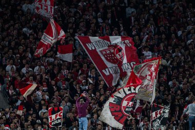 COLOGNE, GERMANY - 5 Nisan 2025: 2.B1 futbol maçı FC Koeln, Hertha BSC 'ye karşı Rhein Enerji Stadyumu' nda