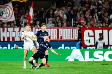 COLOGNE, GERMANY - 5 AY, 2025: Jonjoe Kenny - Rhein Energie Stadion 'da 2.Bundesliga 1.FC Koeln' e karşı Hertha BSC maçı