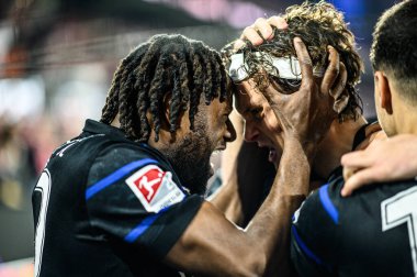 COLOGNE, ALMANY - 5 Nisan 2025: Fabian Reese, 2.Bundesliga 1 'in futbol maçı. FC Koeln, Hertha BSC 'ye karşı Rhein Enerji Stadyumu' nda