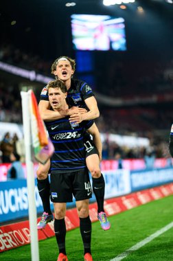 COLOGNE, GERMANY - 5 APRIL, 2025: Linus Gechter, Fabian Reese - Rhein Energie Stadion 'da 2.Bundesliga 1.FC Koeln' e karşı Hertha BSC maçı