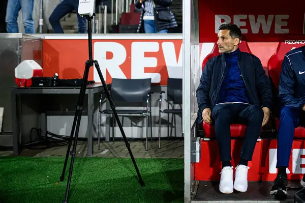 COLOGNE, GERMANY - 5 Nisan 2025: Stefan Leitl - Rhein Energie Stadion 'da 2.Bundesliga 1.FC Koeln' e karşı Hertha BSC maçı