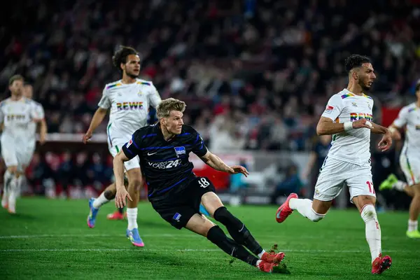 COLOGNE, GERMANY - 5 Nisan 2025: Luca Schuler - Rhein Energie Stadion 'da 2.Bundesliga 1.FC Koeln' e karşı Hertha BSC maçı
