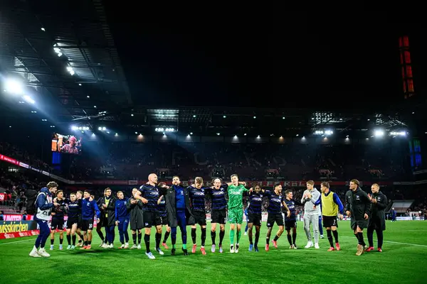 COLOGNE, GERMANY - 5 APRIL, 2025: Fabian Reese ve Hertha BSC takımı kazandı - 2.Bundesliga 1.FC Koeln ve Hertha BSC maçı Rhein Energie Stadion 'da
