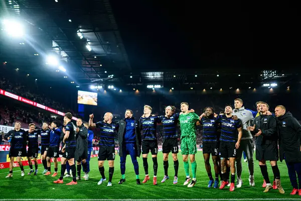 COLOGNE, GERMANY - 5 APRIL, 2025: Fabian Reese ve Hertha BSC takımı kazandı - 2.Bundesliga 1.FC Koeln ve Hertha BSC maçı Rhein Energie Stadion 'da