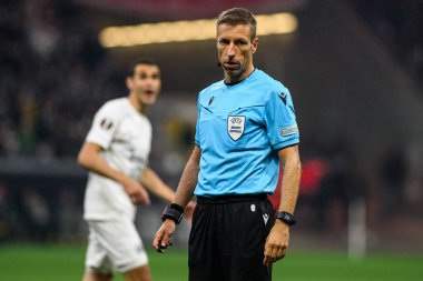FRANKFURT, GERMANY - 17 APRIL, 2025: Hakem, Filippo Meli - Eintracht Frankfurt Tottenham Hotspur F.C. Deutsche Bank Park 'ta..