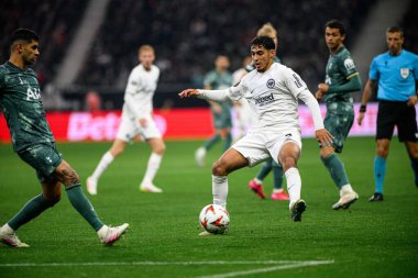 FRANKFURT, GERMANY - 17 APRIL, 2025: Eintracht Frankfurt ile Tottenham Hotspur F.C. arasındaki UEFA Avrupa Ligi maçı Deutsche Bank Park 'ta..