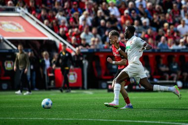 LEVERKUSEN, GERMANY - 26 APRIL, 2025: Florian Wirtz - Bundesliga maçı Bayer 04 Leverkusen FC Augsburg 'a karşı Bayarena. 