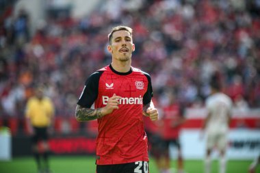 LEVERKUSEN, GERMANY - 26 APRIL, 2025: Alejandro Grimaldo - Bundesliga maçı Bayer 04 Leverkusen FC Augsburg 'a karşı Bayena.