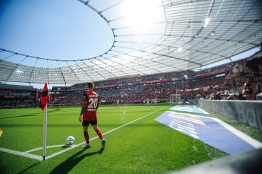 LEVERKUSEN, GERMANY - 26 APRIL, 2025: Alejandro Grimaldo - Bundesliga maçı Bayer 04 Leverkusen FC Augsburg 'a karşı Bayena. 