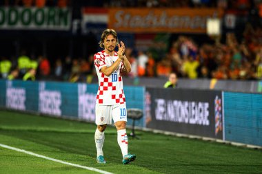 ROTTERDAM, NETHERLANDS - 14 Haziran 2023: Luka Modric - UEFA Uluslar Ligi Finalleri. Yarı final Hollanda - Hırvatistan De Kuip 'te