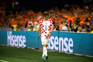 ROTTERDAM, NETHERLANDS - 14 Haziran 2023: Luka Modric - UEFA Uluslar Ligi Finalleri. Yarı final Hollanda - Hırvatistan De Kuip 'te