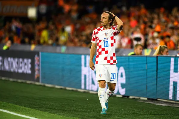 ROTTERDAM, NETHERLANDS - 14 Haziran 2023: Luka Modric - UEFA Uluslar Ligi Finalleri. Yarı final Hollanda - Hırvatistan De Kuip 'te
